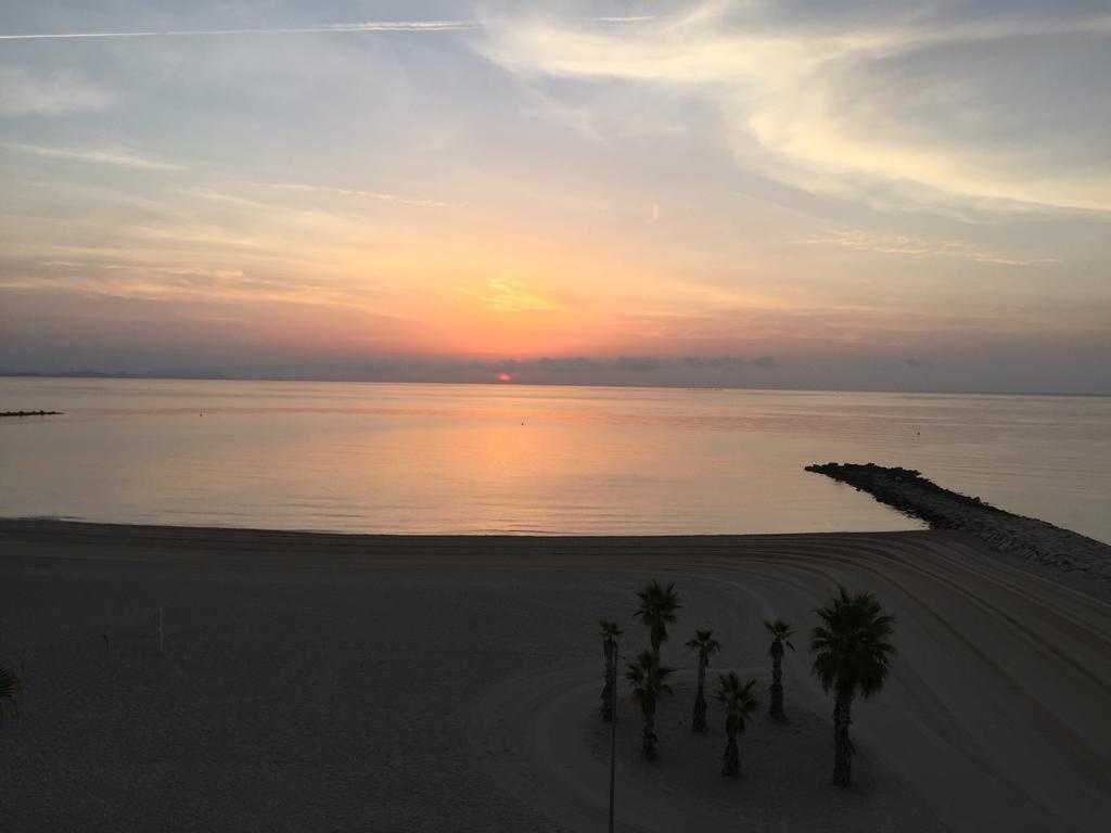Beach House Brotonss El Campello Kültér fotó